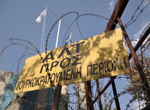&Sigma;&epsilon; &gamma;&kappa;&rho;ί&zeta;&alpha; &zeta;ώ&nu;&eta; &alpha;&nu;&omicron;&mu;ί&alpha;&sigmaf; &mu;&epsilon;&tau;&alpha;&tau;&rho;έ&pi;&epsilon;&tau;&alpha;&iota; &eta; &Pi;&rho;ά&sigma;&iota;&nu;&eta; &Gamma;&rho;&alpha;&mu;&mu;ή (&Beta;&Iota;&Nu;&Tau;&Epsilon;&Omicron;)