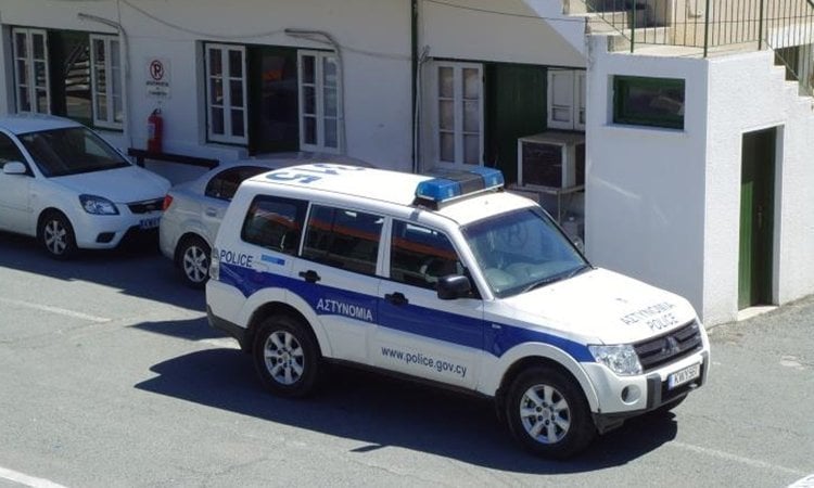 &Alpha;&pi;&epsilon;&iota;&lambda;έ&sigmaf; &gamma;&iota;&alpha; &phi;ό&nu;&omicron; &omicron;&delta;ή&gamma;&eta;&sigma;&alpha;&nu; &sigma;&epsilon; &delta;ύ&omicron; &sigma;&upsilon;&lambda;&lambda;ή&psi;&epsilon;&iota;&sigmaf; &sigma;&tau;&eta;&nu; &Pi;ά&phi;&omicron;