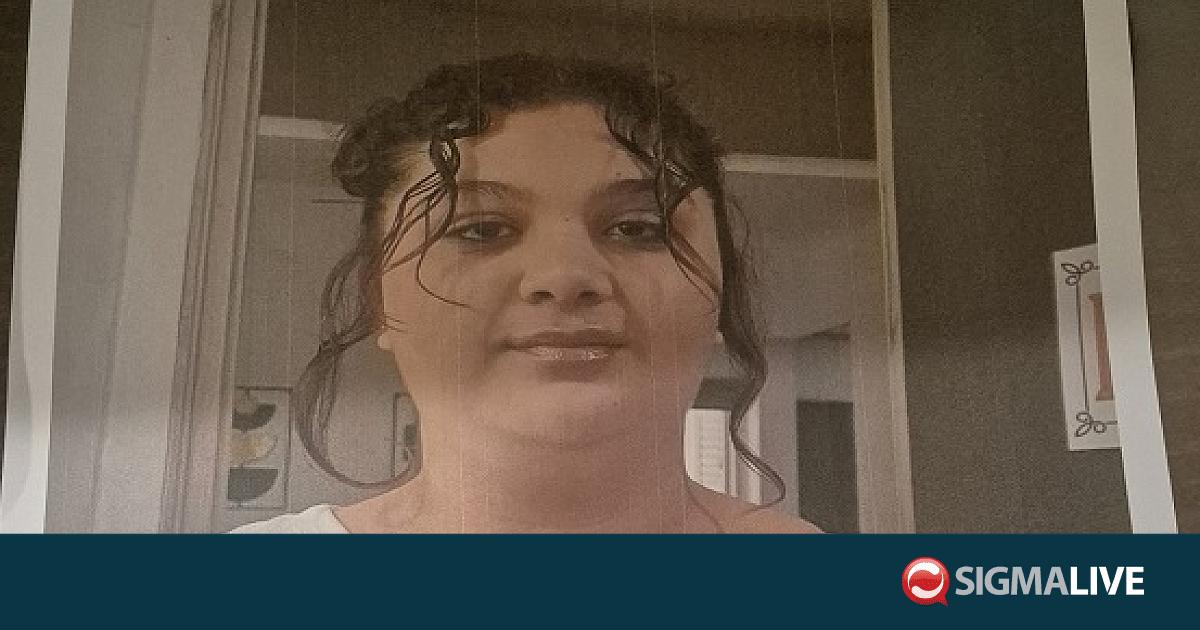 &Phi;&Omega;&Tau;&Omicron;: &Chi;ά&theta;&eta;&kappa;&alpha;&nu; &tau;&alpha; ί&chi;&nu;&eta; 17&chi;&rho;&omicron;&nu;&eta;&sigmaf; &sigma;&tau;&eta; &Lambda;&epsilon;&upsilon;&kappa;&omega;&sigma;ί&alpha;