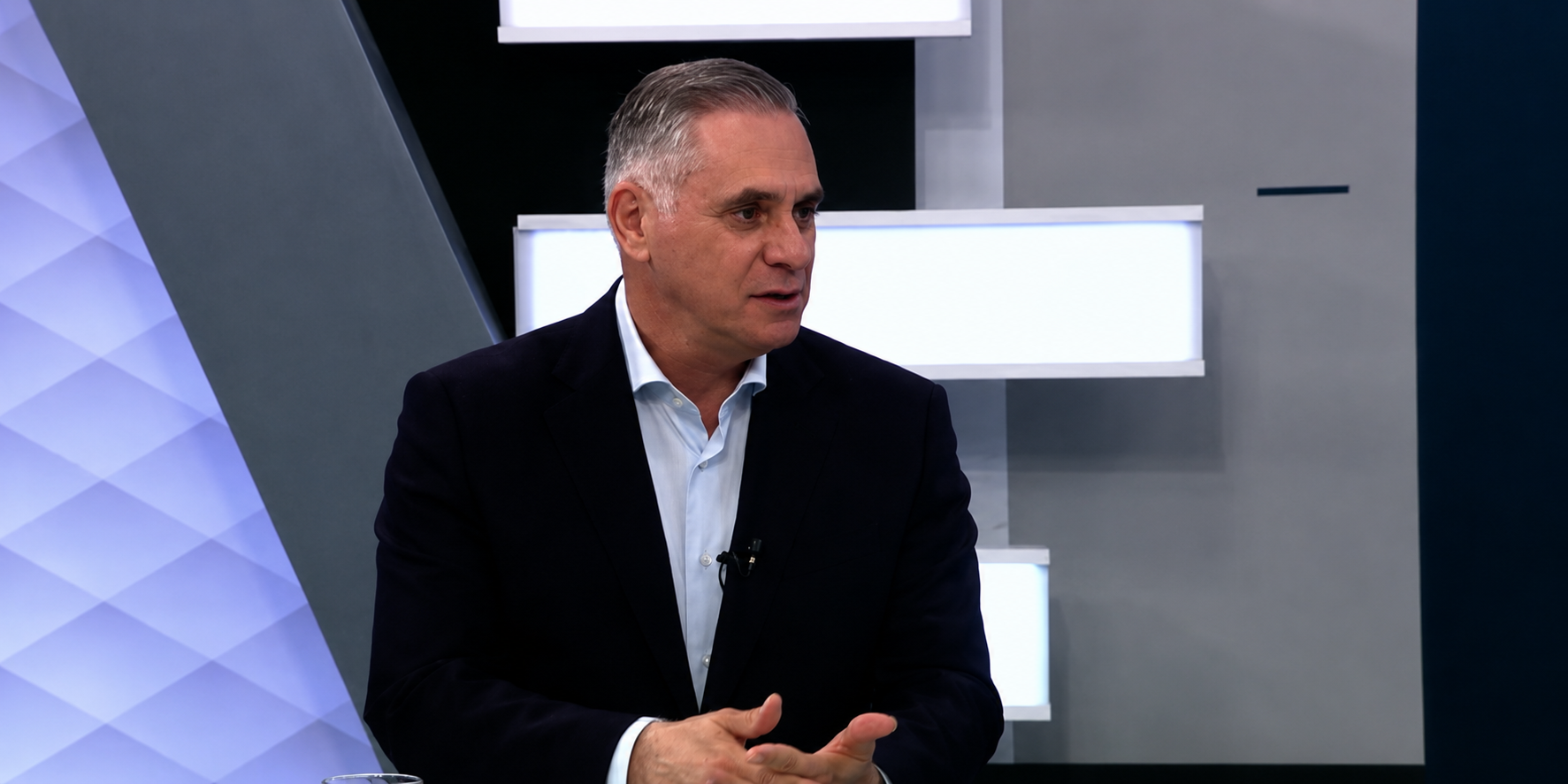 &Nu;&iota;&kappa;ό&lambda;&alpha;&sigmaf; &Pi;&alpha;&pi;&alpha;&delta;ό&pi;&omicron;&upsilon;&lambda;&omicron;&sigmaf;: &Kappa;&alpha;&mu;ί&alpha; &sigma;&upsilon;&mu;&phi;&omega;&nu;ί&alpha; &gamma;&iota;&alpha; &tau;&eta;&nu; &Pi;&rho;&omicron;&epsilon;&delta;&rho;ί&alpha; &tau;&eta;&sigmaf; &Beta;&omicron;&upsilon;&lambda;ή&sigmaf;