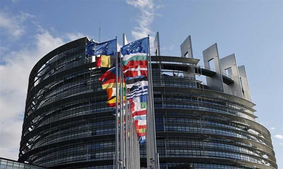 &laquo;&Pi;&rho;ά&sigma;&iota;&nu;&omicron;&raquo; &alpha;&pi;ό &Epsilon;&upsilon;&rho;&omega;&kappa;&omicron;&iota;&nu;&omicron;&beta;&omicron;ύ&lambda;&iota;&omicron; &sigma;&epsilon; &alpha;&upsilon;&sigma;&tau;&eta;&rho;ό&tau;&epsilon;&rho;&omicron; &pi;&lambda;&alpha;ί&sigma;&iota;&omicron; &epsilon;&lambda;έ&gamma;&chi;&omicron;&upsilon; &xi;έ&nu;&omega;&nu; &epsilon;&pi;&epsilon;&nu;&delta;ύ&sigma;&epsilon;&omega;&nu;