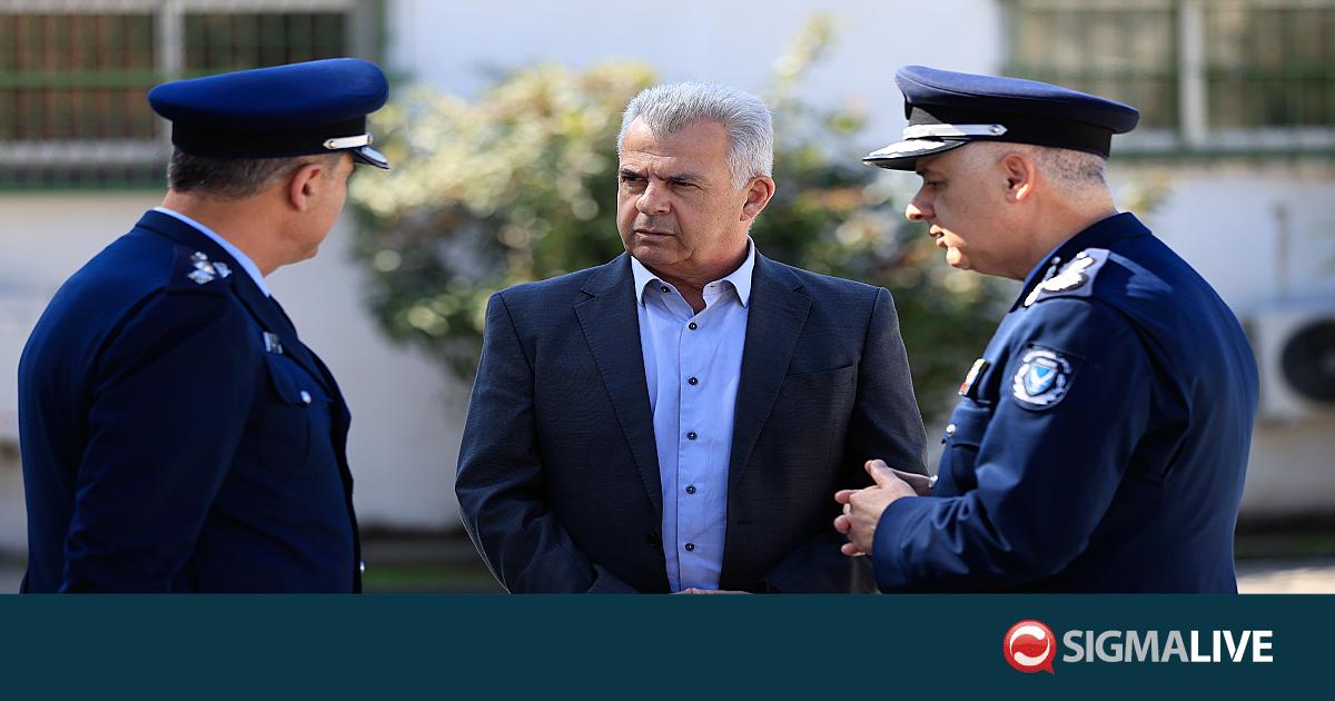 &Phi;&upsilon;&tau;&iota;&rho;ή&sigmaf;: &Delta;&epsilon;&nu; &upsilon;&pi;ά&rho;&chi;&epsilon;&iota; &rho;ή&xi;&eta; &mu;&epsilon; &tau;&eta;&nu; &eta;&gamma;&epsilon;&sigma;ί&alpha; &tau;&eta;&sigmaf; &Alpha;&sigma;&tau;&upsilon;&nu;&omicron;&mu;ί&alpha;&sigmaf; - &Tau;&iota; &epsilon;ί&pi;&epsilon; &gamma;&iota;&alpha; &Sigma;&tau;&omicron;&lambda;ί&sigma;&kappa;&omicron;