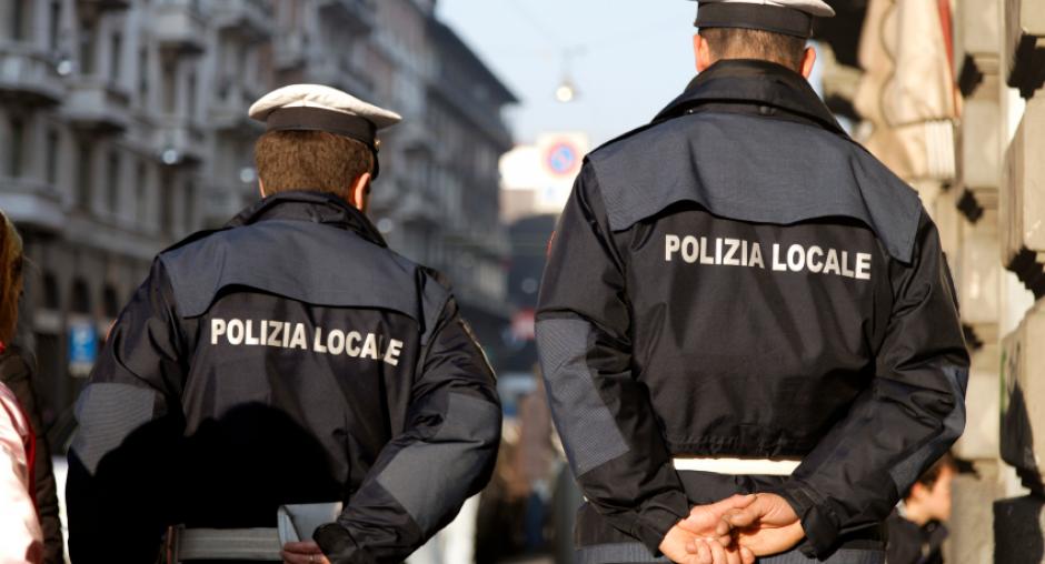 &Iota;&tau;&alpha;&lambda;ί&alpha;: &Kappa;&alpha;&tau;&eta;&gamma;&omicron;&rho;&epsilon;ί&tau;&alpha;&iota; 15&chi;&rho;&omicron;&nu;&omicron;&sigmaf; &gamma;&iota;&alpha; &sigma;&tau;&rho;&alpha;&tau;&omicron;&lambda;ό&gamma;&eta;&sigma;&eta; &mu;&epsilon; &sigma;&tau;ό&chi;&omicron; &tau;&eta; &delta;&iota;&epsilon;&theta;&nu;ή &tau;&rho;&omicron;&mu;&omicron;&kappa;&rho;&alpha;&tau;ί&alpha;