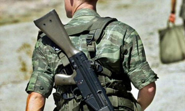 Διασωληνωμένος στρατιώτης με μηνιγγίτιδα-Υπό παρακολούθηση άλλοι δύο