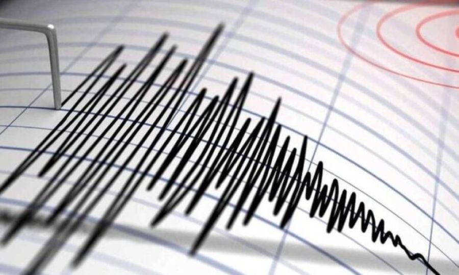 &Iota;&tau;&alpha;&lambda;ί&alpha;: &Sigma;&epsilon;&iota;&sigma;&mu;ό&sigmaf; 4,4 &beta;&alpha;&theta;&mu;ώ&nu; &tau;&alpha;&rho;&alpha;&kappa;&omicron;ύ&nu;&eta;&sigma;&epsilon; &tau;&eta; &Nu;ά&pi;&omicron;&lambda;&eta; - &Zeta;&eta;&mu;&iota;έ&sigmaf; &sigma;&epsilon; &pi;&alpha;&rho;&alpha;&tau;&eta;&rho;ή&rho;&iota;&omicron; (pic)
