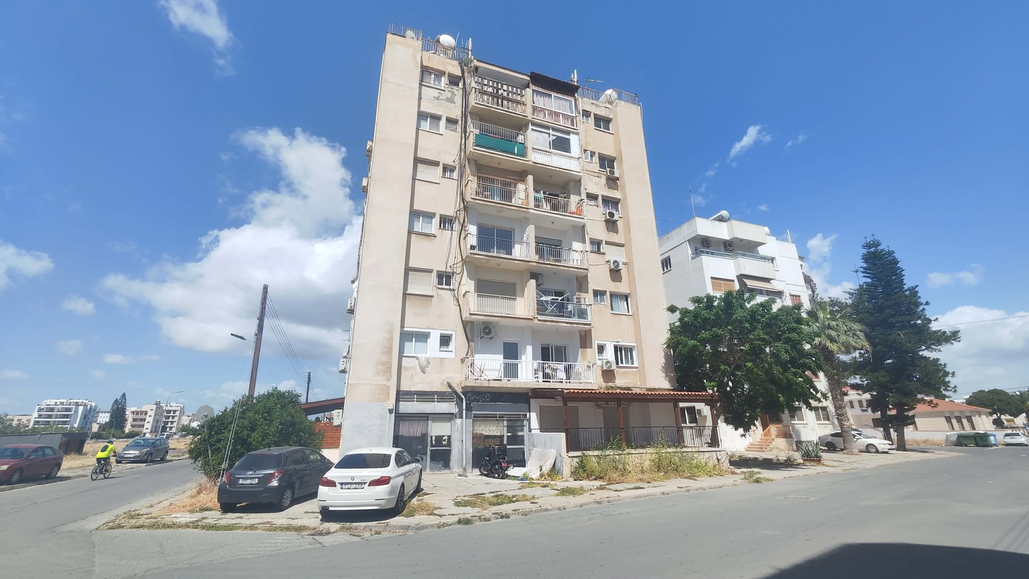 &Epsilon;&kappa;&kappa;&epsilon;&nu;ώ&nu;&epsilon;&tau;&alpha;&iota; &alpha;&kappa;ό&mu;&alpha; &mu;ί&alpha; &epsilon;&pi;&iota;&kappa;ί&nu;&delta;&upsilon;&nu;&eta; &pi;&omicron;&lambda;&upsilon;&kappa;&alpha;&tau;&omicron;&iota;&kappa;ί&alpha; &sigma;&tau;&eta; &Lambda;ά&rho;&nu;&alpha;&kappa;&alpha; (&Beta;&Iota;&Nu;&Tau;&Epsilon;&Omicron;)