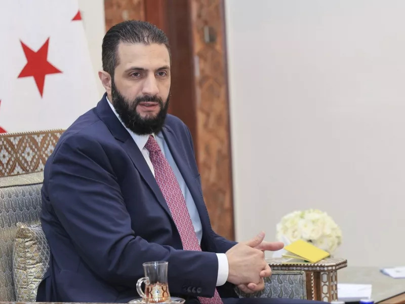 &Gamma;&alpha;&lambda;&lambda;ί&alpha;: &Omicron; &Alpha;&chi;&mu;έ&nu;&tau; &alpha;&lambda; &Sigma;ά&rho;&alpha; &theta;&alpha; &pi;&alpha;&rho;&epsilon;&upsilon;&rho;&epsilon;&theta;&epsilon;ί &sigma;&tau;&eta; &sigma;ύ&nu;&omicron;&delta;&omicron; &tau;&eta;&sigmaf; G7