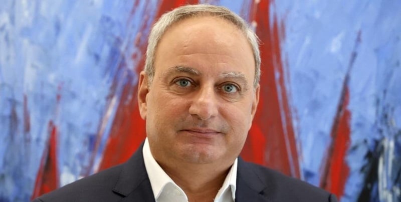 &Sigma;&tau;&epsilon;&phi;ά&nu;&omicron;&upsilon; &gamma;&iota;&alpha; &Chi;&alpha;&mu;&pi;&omicron;&upsilon;&lambda;&lambda;ά:&laquo;&Alpha;&upsilon;&tau;ό&sigmaf; &epsilon;ί&nu;&alpha;&iota; &phi;&alpha;&sigma;&iota;&sigma;&mu;ό&sigmaf; &kappa;&alpha;&iota; &omicron;&iota; &epsilon;&pi;&iota;&delta;&iota;ώ&xi;&epsilon;&iota;&sigmaf; &tau;&eta;&sigmaf; &alpha;&kappa;&rho;&omicron;&delta;&epsilon;&xi;&iota;ά&sigmaf;&raquo;