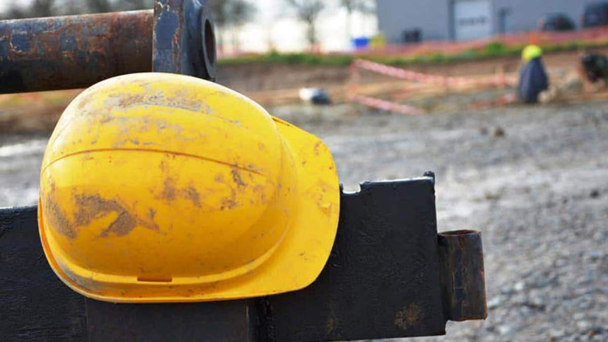 &Epsilon;&Kappa;: &Zeta;&eta;&tau;&epsilon;ί &kappa;&alpha;&theta;&iota;έ&rho;&omega;&sigma;&eta; &Epsilon;&upsilon;&rho;&omega;&pi;&alpha;ϊ&kappa;ή&sigmaf; &Eta;&mu;έ&rho;&alpha;&sigmaf; &Mu;&nu;ή&mu;&eta;&sigmaf; &gamma;&iota;&alpha; &theta;ύ&mu;&alpha;&tau;&alpha; &epsilon;&rho;&gamma;&alpha;&tau;&iota;&kappa;ώ&nu; &alpha;&tau;&upsilon;&chi;&eta;&mu;ά&tau;&omega;&nu;