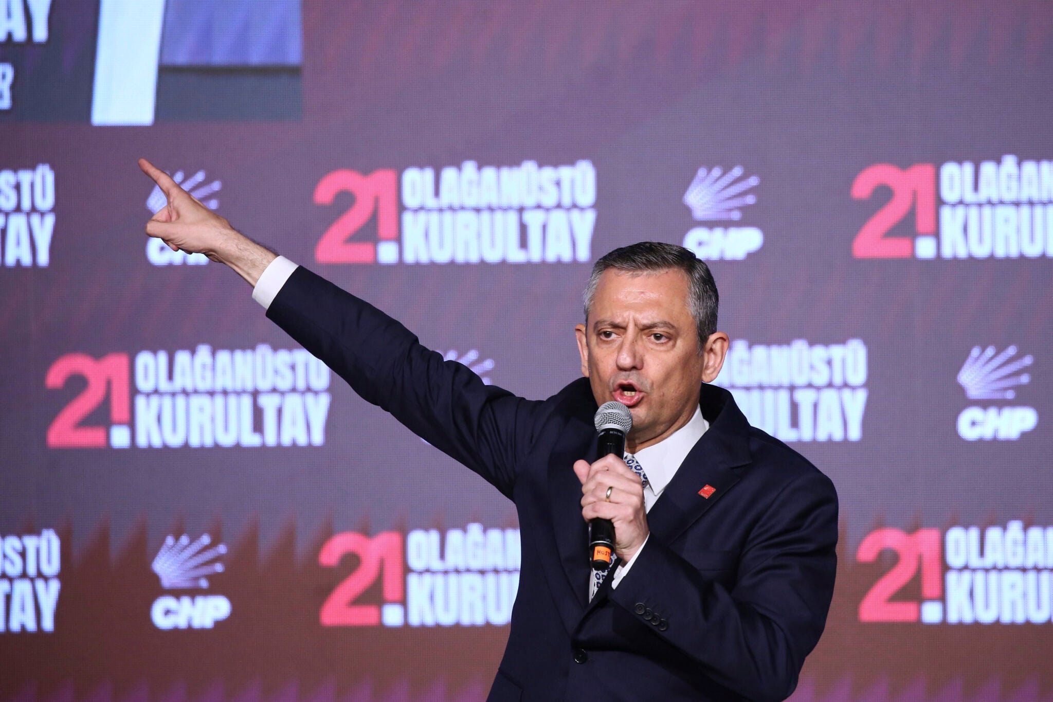 &Tau;&omicron;&upsilon;&rho;&kappa;ί&alpha;: &Kappa;ά&lambda;&epsilon;&sigma;&mu;&alpha; &gamma;&iota;&alpha; &laquo;&alpha;&gamma;ώ&nu;&alpha;&raquo; &alpha;&pi;ό &Omicron;&zeta;έ&lambda;-&laquo;&Alpha;&nu;ά&gamma;&kappa;&eta; &epsilon;&nu;ό&tau;&eta;&tau;&alpha;&sigmaf;&raquo; &lambda;έ&epsilon;&iota; &omicron; &Kappa;&iota;&lambda;&iota;&tau;&sigma;&nu;&tau;ά&rho;&omicron;&gamma;&lambda;&omicron;&upsilon;
