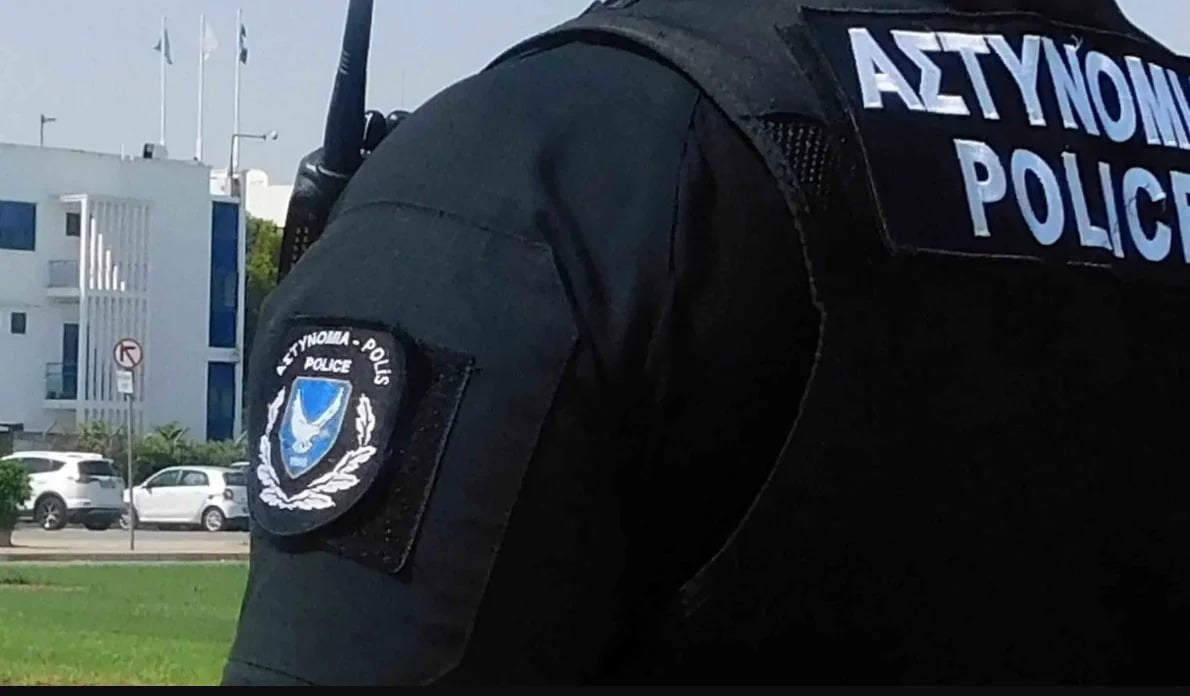 ΙΣΟΤΗΤΑ: Απεργούν οι δεσμοφύλακες της- Έξω από Υπ. Δικαιοσύνης για διαμαρτυρία