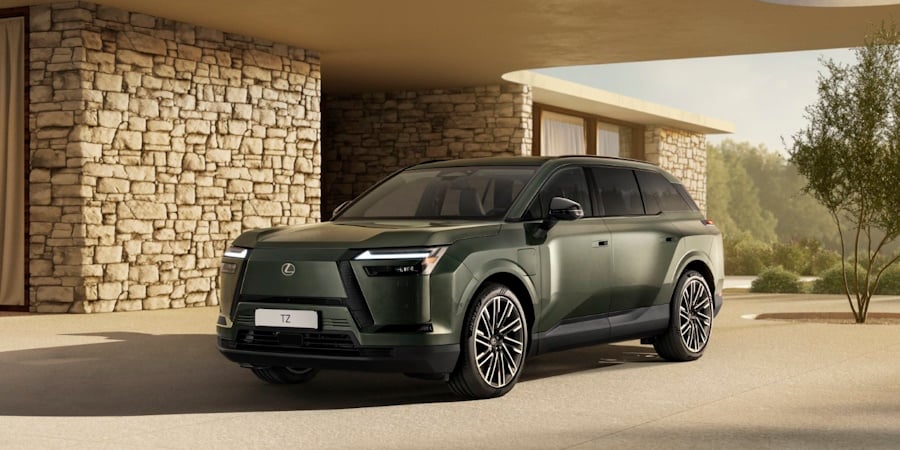 &Eta; Lexus &pi;&alpha;&rho;&omicron;&upsilon;&sigma;&iota;ά&zeta;&epsilon;&iota; &tau;&omicron; &eta;&lambda;&epsilon;&kappa;&tau;&rho;&iota;&kappa;ό &epsilon;&xi;&alpha;&theta;έ&sigma;&iota;&omicron; TZ &mu;&epsilon; &phi;&iota;&lambda;&omicron;&sigma;&omicron;&phi;ί&alpha; Driving Lounge