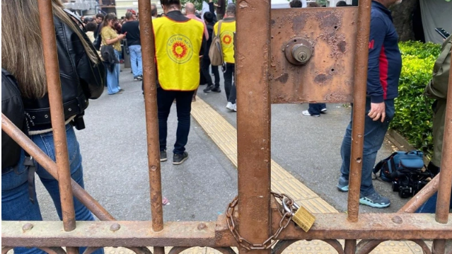 &Tau;&omicron;&upsilon;&rho;&kappa;ί&alpha;: &Phi;&omicron;&iota;&tau;&eta;&tau;&iota;&kappa;έ&sigmaf; &kappa;&iota;&nu;&eta;&tau;&omicron;&pi;&omicron;&iota;ή&sigma;&epsilon;&iota;&sigmaf; &mu;&epsilon;&tau;ά &tau;&omicron; &kappa;&lambda;&epsilon;ί&sigma;&iota;&mu;&omicron; &tau;&omicron;&upsilon; &Pi;&alpha;&nu;&epsilon;&pi;&iota;&sigma;&tau;&eta;&mu;ί&omicron;&upsilon; Bilgi