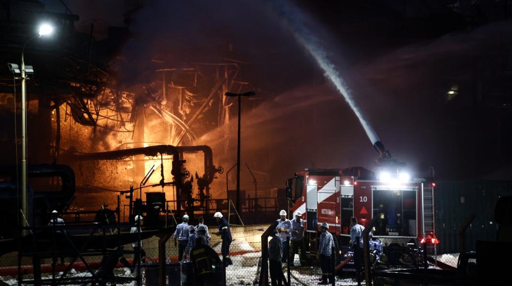 &Rho;&omega;&sigma;ί&alpha;: &Pi;&upsilon;&rho;&kappa;&alpha;&gamma;&iota;ά &sigma;&epsilon; &delta;&epsilon;&xi;&alpha;&mu;&epsilon;&nu;ή &pi;&epsilon;&tau;&rho;&epsilon;&lambda;&alpha;ί&omicron;&upsilon; &mu;&epsilon;&tau;ά &alpha;&pi;ό &epsilon;&pi;ί&theta;&epsilon;&sigma;&eta; &omicron;&upsilon;&kappa;&rho;&alpha;&nu;&iota;&kappa;ώ&nu; drones