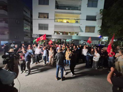 &Gamma;&Gamma; &Alpha;&Kappa;&Epsilon;&Lambda;: &Alpha;&nu;&omicron;ί&gamma;&omicron;&upsilon;&mu;&epsilon; &mu;&iota;&alpha; &nu;έ&alpha; &sigma;&epsilon;&lambda;ί&delta;&alpha; &gamma;&iota;&alpha; &tau;&eta;&nu; &Kappa;ύ&pi;&rho;&omicron; &kappa;&alpha;&iota; &tau;&omicron;&nu; &lambda;&alpha;ό &tau;&eta;&sigmaf;