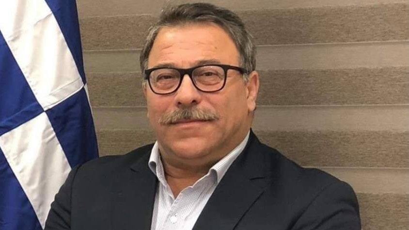 &Alpha;&nu;&delta;&rho;έ&alpha;&sigmaf; &Theta;&epsilon;&mu;&iota;&sigma;&tau;&omicron;&kappa;&lambda;έ&omicron;&upsilon;&sigmaf;: &laquo;&Tau;&omicron; &Delta;&Epsilon;&Kappa; έ&delta;&omega;&sigma;&epsilon; &mu;&iota;&alpha; ά&nu;&iota;&sigma;&eta; &mu;ά&chi;&eta;&raquo;