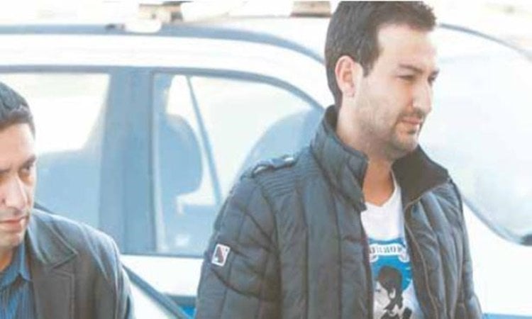 &Pi;&alpha;&rho;&alpha;&mu;έ&nu;&epsilon;&iota; &upsilon;&pi;ό &kappa;&rho;ά&tau;&eta;&sigma;&eta; &omicron; &Zeta;&alpha;&beta;&rho;ά&nu;&tau;&omega;&nu;&alpha;&sigmaf;