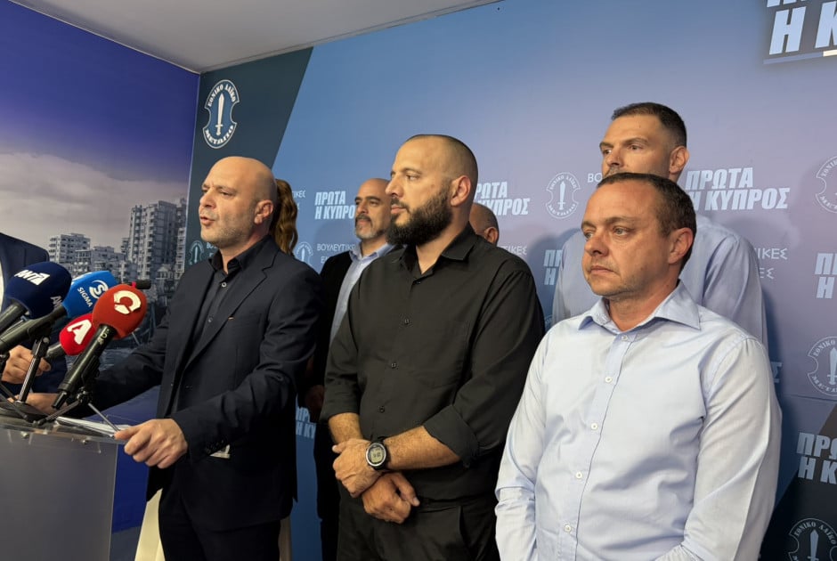 &Chi;&rho;ί&sigma;&tau;&omicron;&sigmaf; &Chi;&rho;ί&sigma;&tau;&omicron;&upsilon;: &Alpha;&pi;ό &sigma;ή&mu;&epsilon;&rho;&alpha; &xi;&epsilon;&kappa;&iota;&nu;ά &eta; &sigma;&kappa;&lambda;&eta;&rho;ή &delta;&omicron;&upsilon;&lambda;&epsilon;&iota;ά (&Beta;&Iota;&Nu;&Tau;&Epsilon;&Omicron;)