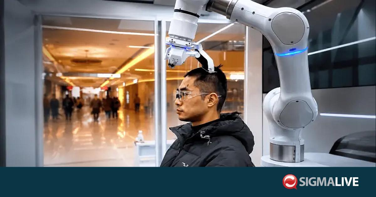 AI &kappa;&omicron;&upsilon;&rho;&epsilon;ί&alpha; &sigma;&tau;&eta;&nu; &Kappa;ί&nu;&alpha;: &Rho;&omicron;&mu;&pi;ό&tau; &kappa;&omicron;&upsilon;&rho;&epsilon;ύ&omicron;&upsilon;&nu; &mu;&epsilon; &alpha;&kappa;&rho;ί&beta;&epsilon;&iota;&alpha; &chi;&iota;&lambda;&iota;&omicron;&sigma;&tau;&omicron;ύ (&Beta;&Iota;&Nu;&Tau;&Epsilon;&Omicron;)