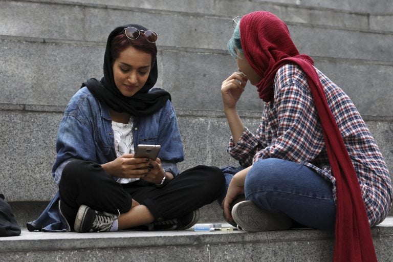 &Iota;&rho;&alpha;&nu;&iota;&kappa;ά &Mu;&Mu;&Epsilon;: &Omicron; &pi;&rho;ό&epsilon;&delta;&rho;&omicron;&sigmaf; &epsilon;&kappa;&delta;ί&delta;&epsilon;&iota; &alpha;&pi;ό&phi;&alpha;&sigma;&eta; &gamma;&iota;&alpha; &epsilon;&pi;&alpha;&nu;&alpha;&lambda;&epsilon;&iota;&tau;&omicron;&upsilon;&rho;&gamma;ί&alpha; &tau;&omicron;&upsilon; &delta;&iota;&alpha;&delta;&iota;&kappa;&tau;ύ&omicron;&upsilon;