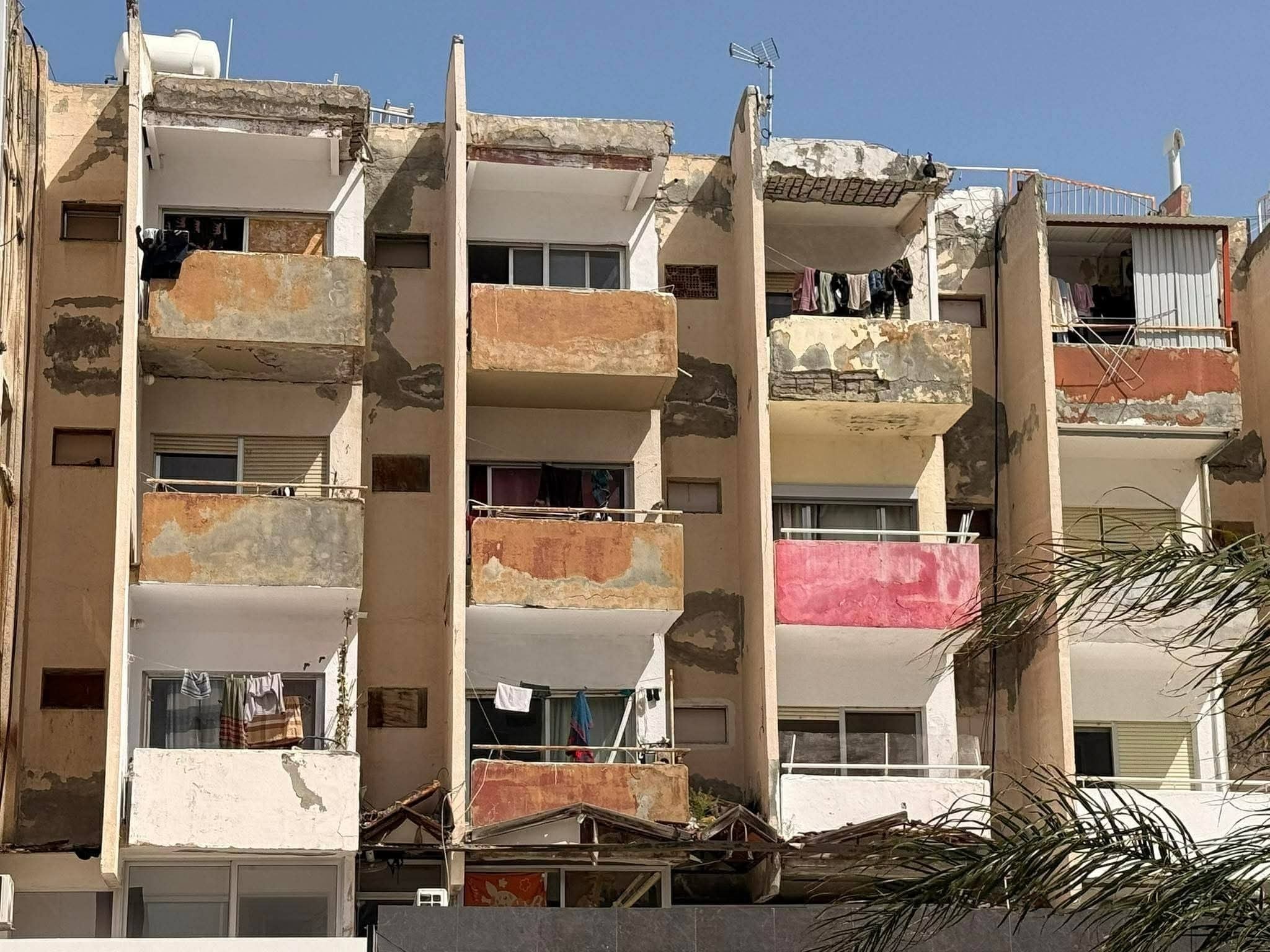 &Epsilon;&Omicron;&Alpha; &Lambda;&epsilon;&mu;&epsilon;&sigma;&omicron;ύ: &Eta; &epsilon;&upsilon;&theta;ύ&nu;&eta; &gamma;&iota;&alpha; &epsilon;&pi;&iota;&kappa;ί&nu;&delta;&upsilon;&nu;&epsilon;&sigmaf; &omicron;&iota;&kappa;&omicron;&delta;&omicron;&mu;έ&sigmaf; &alpha;&nu;ή&kappa;&epsilon;&iota; &sigma;&tau;&omicron;&upsilon;&sigmaf; &iota;&delta;&iota;&omicron;&kappa;&tau;ή&tau;&epsilon;&sigmaf;