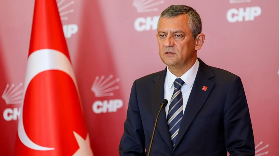&Tau;&omicron;&upsilon;&rho;&kappa;ί&alpha;: &laquo;&Alpha;&sigma;&tau;&alpha;&kappa;ό&sigmaf;&raquo; &eta; &Sigma;&mu;ύ&rho;&nu;&eta; &epsilon;&nu;ό&psi;&epsilon;&iota; &delta;&eta;&mu;ό&sigma;&iota;&alpha;&sigmaf; &epsilon;&mu;&phi;ά&nu;&iota;&sigma;&eta;&sigmaf; &Omicron;&zeta;έ&lambda;