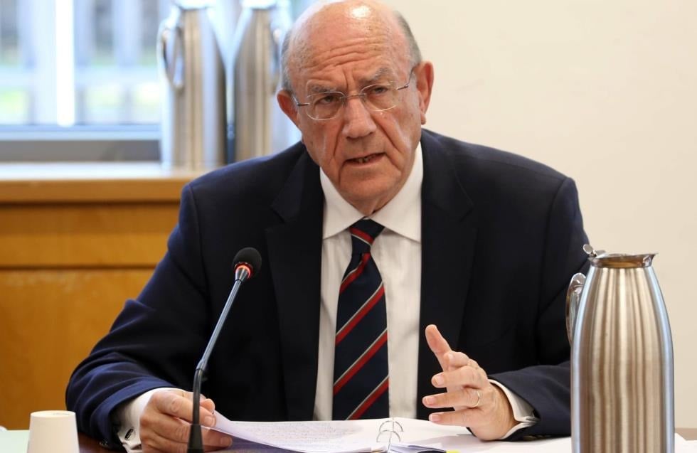 &Kappa;&epsilon;&rho;&alpha;&upsilon;&nu;ό&sigmaf; &sigma;&tau;&omicron; Politico &gamma;&iota;&alpha; E6: &laquo;&Kappa;ί&nu;&delta;&upsilon;&nu;&omicron;&sigmaf; &delta;&iota;ά&sigma;&pi;&alpha;&sigma;&eta;&sigmaf; &sigma;&tau;&eta;&nu; &Epsilon;&upsilon;&rho;ώ&pi;&eta;&raquo;