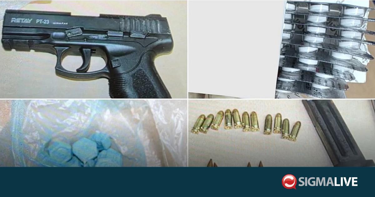 &Alpha;&nu;&alpha;&nu;έ&omega;&sigma;&eta; &delta;&iota;&alpha;&tau;ά&gamma;&mu;&alpha;&tau;&omicron;&sigmaf; &kappa;&rho;ά&tau;&eta;&sigma;&eta;&sigmaf; &delta;ύ&omicron; &alpha;&tau;ό&mu;&omega;&nu; &gamma;&iota;&alpha; &tau;&omicron; &pi;&iota;&sigma;&tau;ό&lambda;&iota; &kappa;&alpha;&iota; &tau;&alpha; &nu;&alpha;&rho;&kappa;&omega;&tau;&iota;&kappa;ά