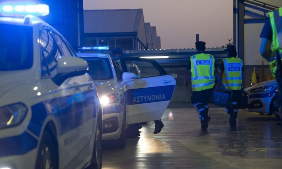 Έκρηξη έξω από κρεοπωλείο στην Πάφο τα ξημερώματα