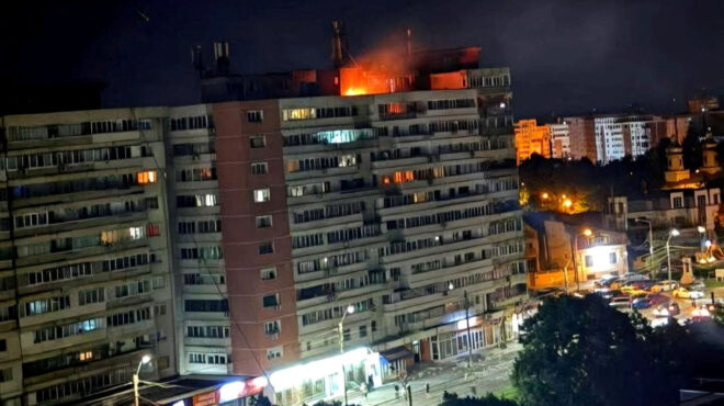 &Rho;&omega;&sigma;&iota;&kappa;ή &epsilon;&pi;ί&theta;&epsilon;&sigma;&eta; &mu;&epsilon; drone &sigma;&epsilon; &pi;&omicron;&lambda;&upsilon;&kappa;&alpha;&tau;&omicron;&iota;&kappa;ί&alpha; &sigma;&tau;&eta; &Rho;&omicron;&upsilon;&mu;&alpha;&nu;ί&alpha;