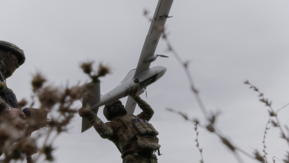&Rho;&omega;&sigma;ί&alpha;: Έ&nu;&alpha;&sigmaf; &nu;&epsilon;&kappa;&rho;ό&sigmaf; &sigma;&epsilon; &omicron;&upsilon;&kappa;&rho;&alpha;&nu;&iota;&kappa;ή &epsilon;&pi;ί&theta;&epsilon;&sigma;&eta; &mu;&epsilon; drones &sigma;&tau;&eta;&nu; &Beta;ό&lambda;&gamma;&kappa;&omicron;&gamma;&kappa;&rho;&alpha;&nu;&tau;
