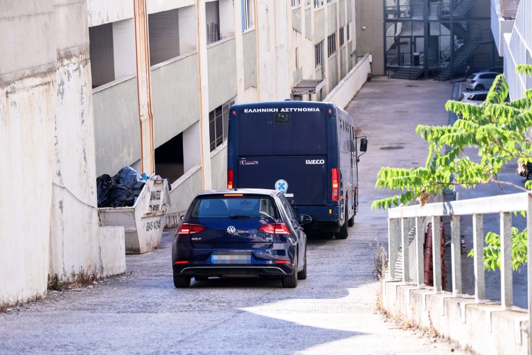 &Omicron;&Pi;&Epsilon;&Kappa;&Epsilon;&Pi;&Epsilon;: &Xi;&epsilon;&kappa;ί&nu;&eta;&sigma;&alpha;&nu; &omicron;&iota; &alpha;&pi;&omicron;&lambda;&omicron;&gamma;ί&epsilon;&sigmaf; &tau;&omega;&nu; &phi;&epsilon;&rho;ό&mu;&epsilon;&nu;&omega;&nu; &alpha;&rho;&chi;&eta;&gamma;ώ&nu; &sigma;&tau;&eta; &Beta;ό&rho;&epsilon;&iota;&alpha; &Epsilon;&lambda;&lambda;ά&delta;&alpha;