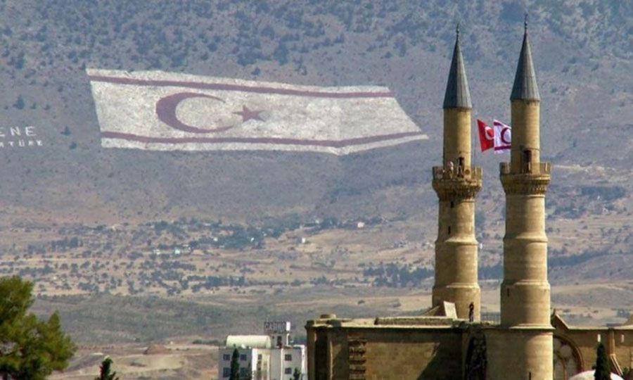 &laquo;&Phi;&upsilon;&lambda;ά&kappa;&iota;&sigma;&eta;&raquo; 6 &mu;&eta;&nu;ώ&nu; &Epsilon;&lambda;&lambda;&eta;&nu;&omicron;&kappa;ύ&pi;&rho;&iota;&omicron;&upsilon; &gamma;&iota;&alpha; &laquo;&pi;&lambda;&alpha;&sigma;&tau;ό έ&gamma;&gamma;&rho;&alpha;&phi;&omicron;&raquo; &sigma;&epsilon; &omicron;&delta;ό&phi;&rho;&alpha;&gamma;&mu;&alpha;