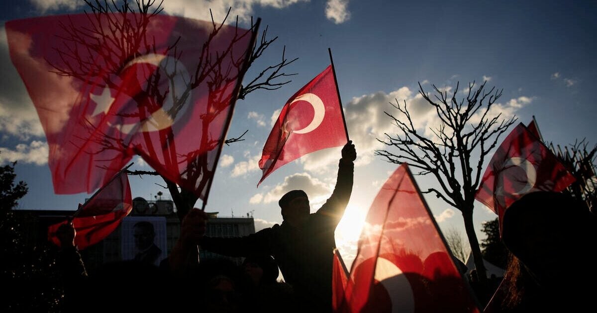 Τουρκία: Βαθαίνει η κρίση στο CHP - Αντιπαράθεσεις και φήμες για νέο κόμμα