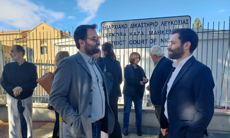 &Alpha;&Kappa;&Epsilon;&Lambda;: &Nu;&alpha; &tau;&epsilon;&rho;&mu;&alpha;&tau;&iota;&sigma;&tau;&epsilon;ί &eta; &delta;ί&omega;&xi;&eta; &tau;&omega;&nu; &Omicron;&zeta; &Kappa;&alpha;&rho;&alpha;&chi;ά&nu;-&Gamma;&iota;ώ&rho;&gamma;&omicron;&upsilon; &Tau;ά&tau;&tau;&eta;