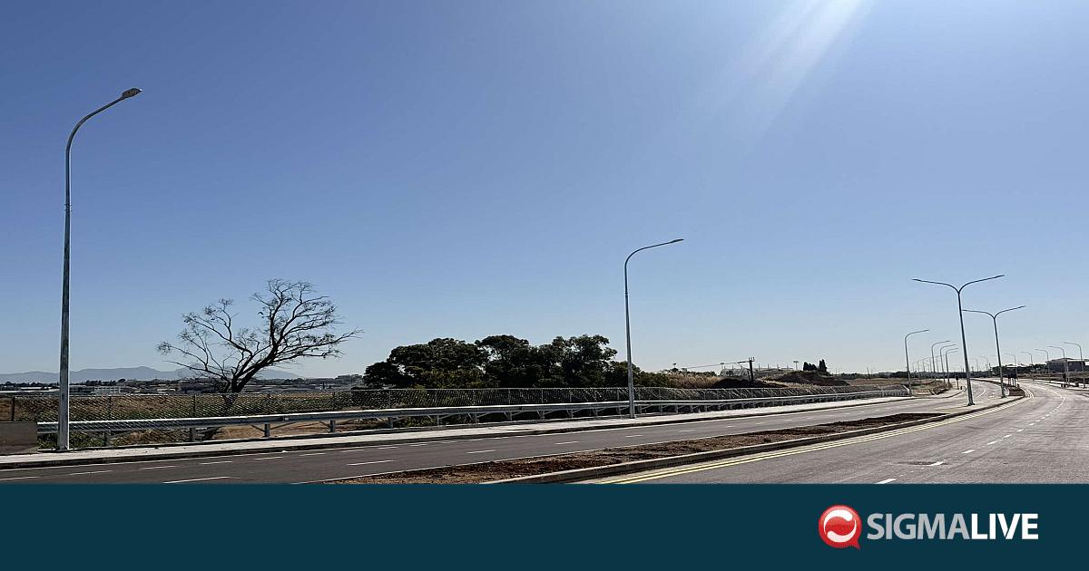 &Pi;&alpha;&rho;&alpha;&delta;ί&delta;&epsilon;&tau;&alpha;&iota; &sigma;&tau;&eta;&nu; &kappa;&upsilon;&kappa;&lambda;&omicron;&phi;&omicron;&rho;ί&alpha; &eta; &Lambda;&epsilon;&omega;&phi;ό&rho;&omicron;&sigmaf; &Alpha;&rho;&gamma;&upsilon;&rho;&omicron;&upsilon;&pi;ό&lambda;&epsilon;&omega;&sigmaf; &sigma;&tau;&eta; &Lambda;&epsilon;&upsilon;&kappa;&omega;&sigma;ί&alpha;