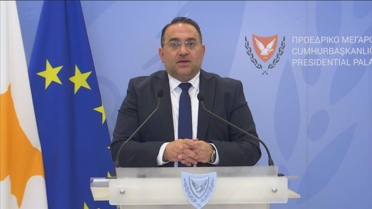 &Kappa;&omicron;&upsilon;&mu;ή&sigmaf;: &Sigma;&upsilon;&gamma;&kappa;&rho;&alpha;&tau;&eta;&mu;έ&nu;&eta; &alpha;&iota;&sigma;&iota;&omicron;&delta;&omicron;&xi;ί&alpha; &gamma;&iota;&alpha; &tau;&omicron;&nu; &tau;&omicron;&upsilon;&rho;&iota;&sigma;&mu;ό &tau;&omicron; &epsilon;&pi;ό&mu;&epsilon;&nu;&omicron; &epsilon;&xi;ά&mu;&eta;&nu;&omicron;