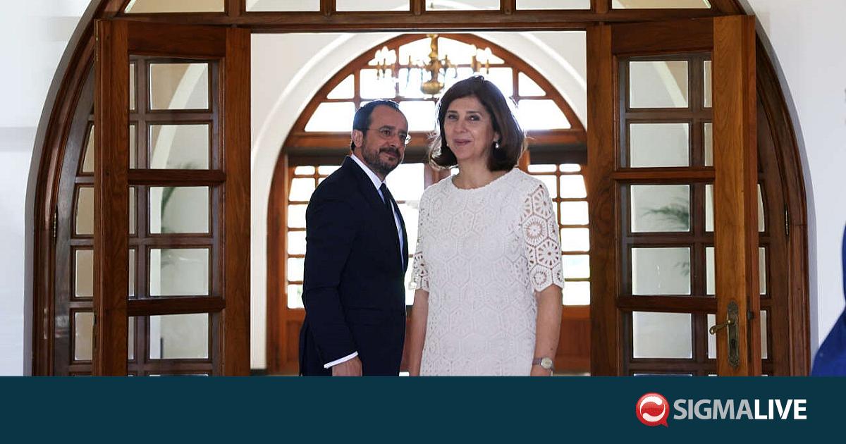 &Tau;&omicron; &pi;&rho;&omega;ί &tau;&eta;&sigmaf; &Delta;&epsilon;&upsilon;&tau;έ&rho;&alpha;&sigmaf; &kappa;&alpha;&tau;΄ &iota;&delta;ί&alpha;&nu; &sigma;&upsilon;&nu;ά&nu;&tau;&eta;&sigma;&eta; &Pi;&tau;&Delta;-&Omicron;&lambda;&gamma;&kappa;ί&nu;