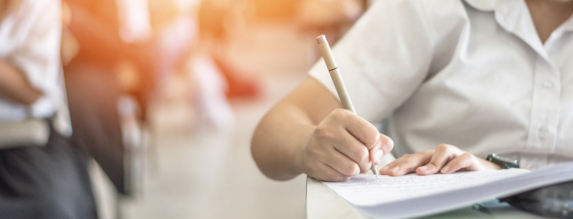 Παγκύπριες: Πρεμιέρα με Νέα Ελληνικά- Δείτε το θέμα της έκθε