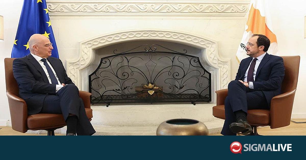 &Tau;&omicron;&nu; &Upsilon;&pi;&omicron;&upsilon;&rho;&gamma;ό Ά&mu;&upsilon;&nu;&alpha;&sigmaf; &tau;&eta;&sigmaf; &Epsilon;&lambda;&lambda;ά&delta;&alpha;&sigmaf; &upsilon;&pi;&omicron;&delta;έ&chi;&theta;&eta;&kappa;&epsilon; &omicron; &Pi;&rho;ό&epsilon;&delta;&rho;&omicron;&sigmaf;