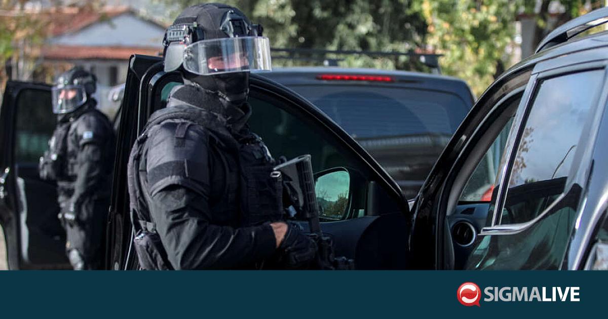 &Upsilon;&pi;ό&theta;&epsilon;&sigma;&eta; &tau;&rho;&omicron;&mu;&omicron;&kappa;&rho;&alpha;&tau;ί&alpha;&sigmaf;: &Sigma;&epsilon; &nu;&epsilon;&upsilon;&rho;&alpha;&lambda;&gamma;&iota;&kappa;ό &pi;ό&sigma;&tau;&omicron; &sigma;&tau;&eta;&nu; &Alpha;&sigma;&tau;&upsilon;&nu;&omicron;&mu;ί&alpha; &omicron; &gamma;&iota;&omicron;&sigmaf; &sigma;&upsilon;&lambda;&lambda;&eta;&phi;&theta;έ&nu;&tau;&alpha;