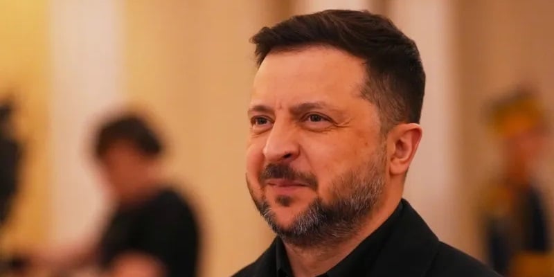 Ο Ζελένσκι βλέπει τη ζυγαριά του πολέμου να γέρνει