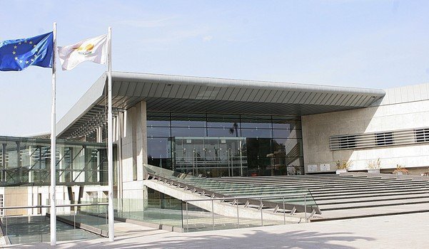 Τα κοινόχρηστα δεν εμποδίζουν μεταβιβάσεις τίτλων- Απορρίφθη
