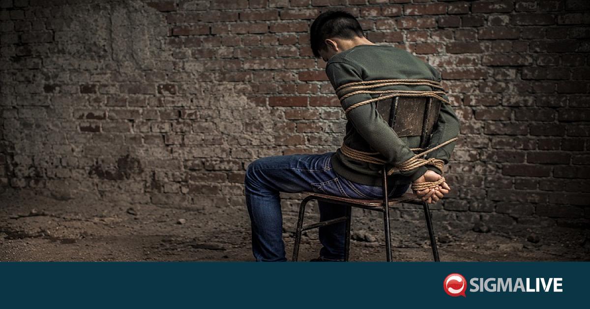 &Alpha;&pi;&alpha;&gamma;&omega;&gamma;ή 22&chi;&rho;&omicron;&nu;&omicron;&upsilon; &phi;&omicron;&iota;&tau;&eta;&tau;ή &sigma;&tau;&eta; &Lambda;ά&rho;&nu;&alpha;&kappa;&alpha; - &Zeta;&eta;&tau;&omicron;ύ&nu; &lambda;ύ&tau;&rho;&alpha; &alpha;&pi;ό &tau;&omicron;&nu; &pi;&alpha;&tau;έ&rho;&alpha; &tau;&omicron;&upsilon;