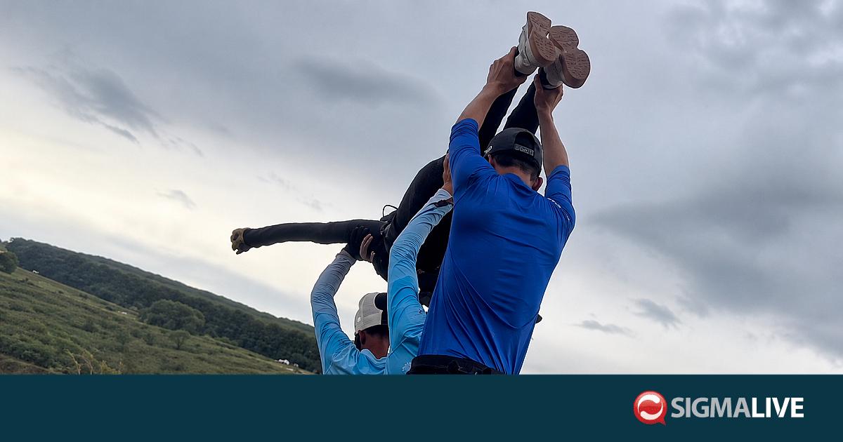 &Gamma;&upsilon;&nu;&alpha;ί&kappa;&alpha; &sigma;&kappa;&omicron;&tau;ώ&theta;&eta;&kappa;&epsilon; &epsilon;&nu;ώ έ&kappa;&alpha;&nu;&epsilon; bungee jumping -&Xi;έ&chi;&alpha;&sigma;&alpha;&nu; &nu;&alpha; &delta;έ&sigma;&omicron;&upsilon;&nu; &tau;&omicron; &sigma;&kappa;&omicron;&iota;&nu;ί (VID)