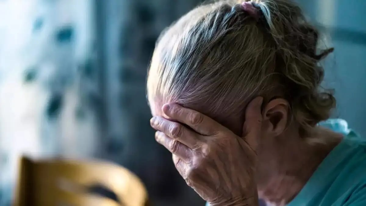 &Sigma;&omicron;&beta;&alpha;&rho;ό &pi;&epsilon;&rho;&iota;&sigma;&tau;&alpha;&tau;&iota;&kappa;ό &sigma;&tau;&eta;&nu; &Pi;ά&tau;&rho;&alpha;: 56&chi;&rho;&omicron;&nu;&omicron;&sigmaf; &pi;&epsilon;&rho;&iota;έ&lambda;&omicron;&upsilon;&sigma;&epsilon; &tau;&eta; &mu;&eta;&tau;έ&rho;&alpha; &tau;&omicron;&upsilon; &mu;&epsilon; &omicron;&iota;&nu;ό&pi;&nu;&epsilon;&upsilon;&mu;&alpha;