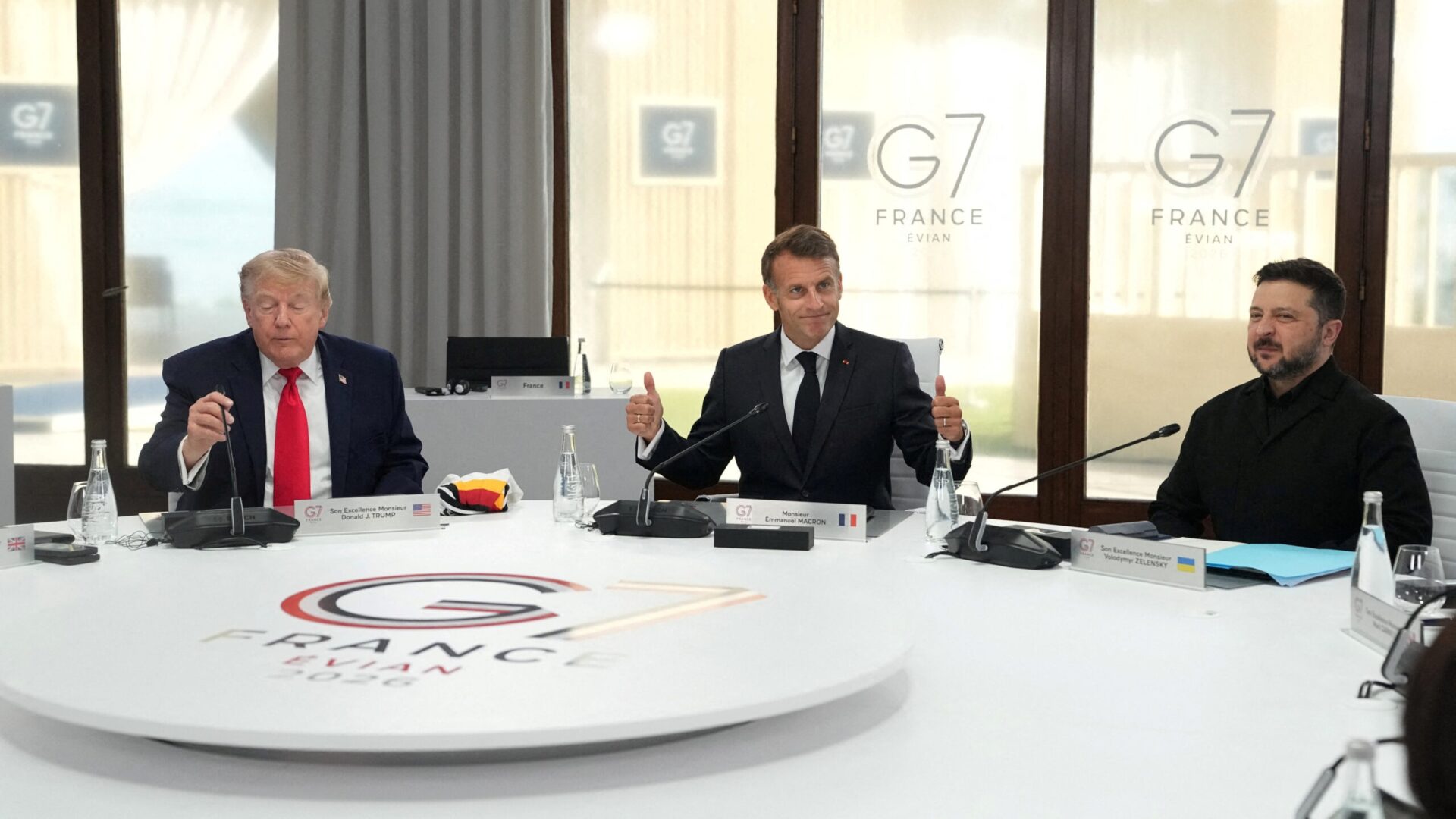 &Zeta;&epsilon;&lambda;έ&nu;&sigma;&kappa;&iota;: &Omicron;&iota; &eta;&gamma;έ&tau;&epsilon;&sigmaf; &tau;&eta;&sigmaf; G7 &sigma;&upsilon;&zeta;ή&tau;&eta;&sigma;&alpha;&nu; &tau;&eta;&nu; &epsilon;&pi;&iota;&beta;&omicron;&lambda;ή &pi;&epsilon;&rho;&alpha;&iota;&tau;έ&rho;&omega; &kappa;&upsilon;&rho;ώ&sigma;&epsilon;&omega;&nu; &sigma;&tau;&eta; &Rho;&omega;&sigma;ί&alpha;