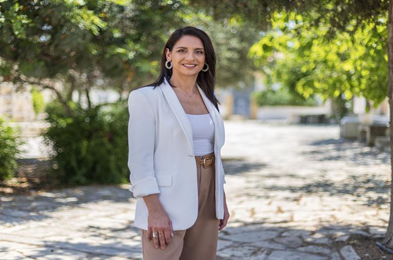 &Epsilon;&Delta;&Epsilon;&Kappa;: &Sigma;&tau;&eta;&rho;ί&zeta;&epsilon;&iota; &tau;&eta;&nu; Ά&nu;&tau;&rho;&eta; &Chi;&alpha;&tau;&zeta;&eta;&alpha;&nu;&tau;&rho;έ&omicron;&upsilon; &gamma;&iota;&alpha; &Alpha;&nu;&tau;&iota;&delta;ή&mu;&alpha;&rho;&chi;&omicron; &Alpha;&gamma;&lambda;&alpha;&nu;&tau;&zeta;&iota;ά&sigmaf;