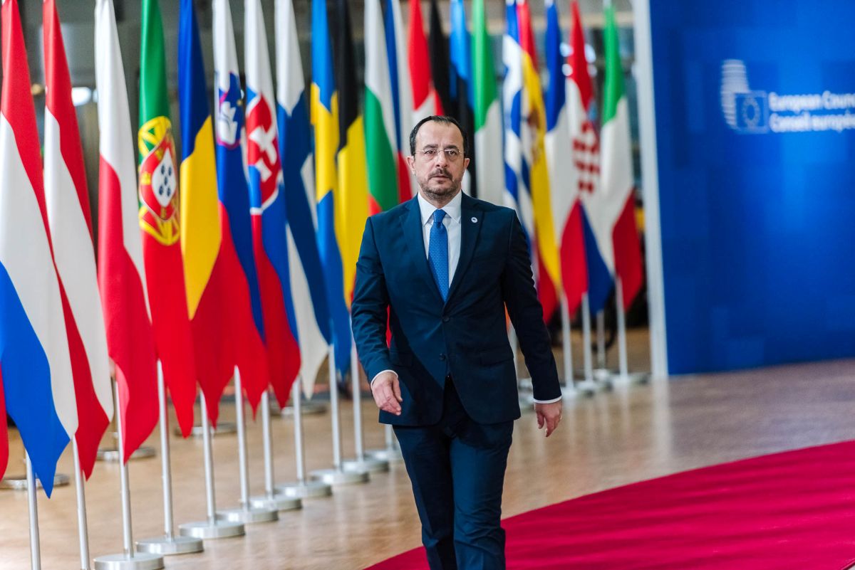 &Sigma;&tau;&iota;&sigmaf; &Beta;&rho;&upsilon;&xi;έ&lambda;&lambda;&epsilon;&sigmaf; &omicron; &Pi;&tau;&Delta; &gamma;&iota;&alpha; &tau;&iota;&sigmaf; &epsilon;&rho;&gamma;&alpha;&sigma;ί&epsilon;&sigmaf; &Epsilon;&upsilon;&rho;&omega;&pi;&alpha;ϊ&kappa;&omicron;ύ &Sigma;&upsilon;&mu;&beta;&omicron;&upsilon;&lambda;ί&omicron;&upsilon;