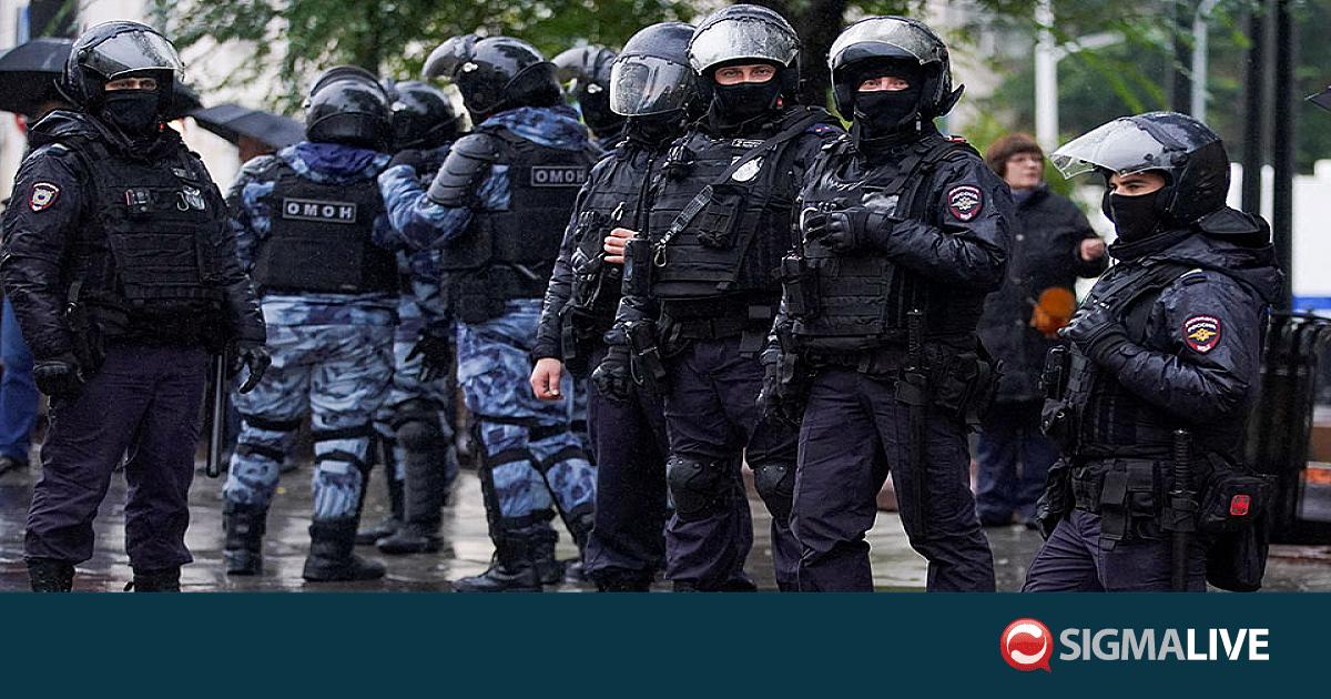 &Rho;&omega;&sigma;ί&alpha;: &Mu;ί&alpha; &nu;&epsilon;&kappa;&rho;ή &kappa;&alpha;&iota; &tau;&rho;&alpha;&upsilon;&mu;&alpha;&tau;ί&epsilon;&sigmaf; &alpha;&pi;ό &epsilon;&pi;ί&theta;&epsilon;&sigma;&eta; &mu;&epsilon; &mu;&alpha;&chi;&alpha;ί&rho;&iota; &sigma;&epsilon; &epsilon;&mu;&pi;&omicron;&rho;&iota;&kappa;ό &kappa;έ&nu;&tau;&rho;&omicron;